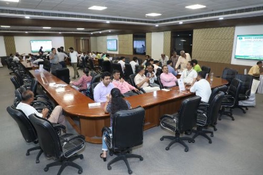 नई दिल्ली नगरपालिका परिषद ने एनडीसीसी कन्वेन्शन सेंटर में शिकायत निवारण सुविधा शिविर का आयोजन किया। 