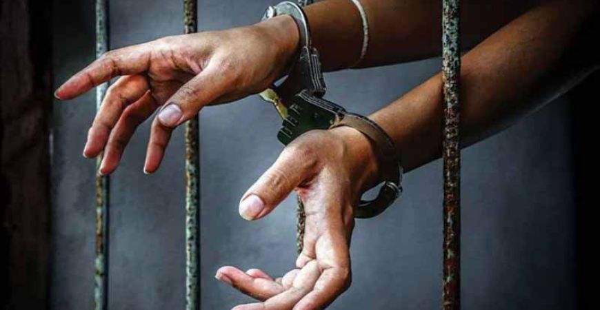 जीरा व्यापारी से सात लाख रुपये की लूट का इनामी आरोपी गिरफ्तार