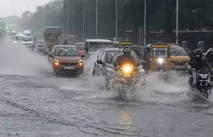 महाराष्ट्र के कई हिस्सों में भारी बारिश से आठ लोगों की मौत, तटीय जिलों में अलर्ट जारी