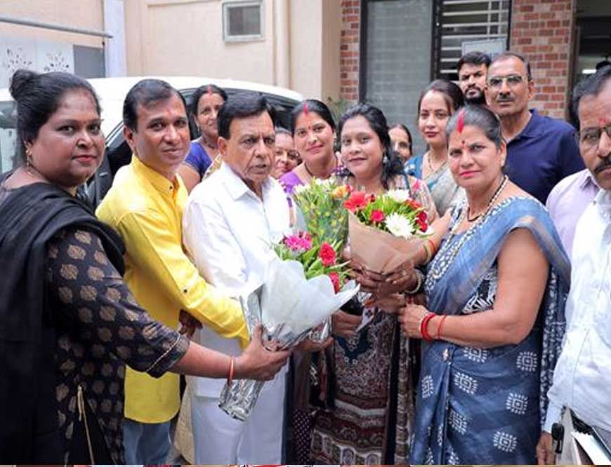 प्रदेश सरकार समाज के प्रति संवेदनशील : उप मुख्यमंत्री श्री देवड़ा
