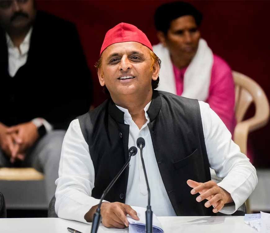 अखिलेश यादव का ऐलान- इंडिया गठबंधन में चुनाव लड़ेंगे, यूपी विधानसभा में सपा-कांग्रेस साथ रहेंगे
