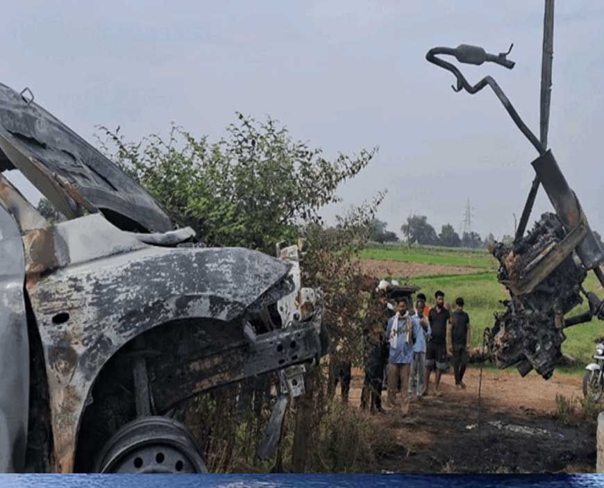 बुलंदशहर में दर्दनाक हादसा... कार में जिंदा जलकर 5 लोगों की मौत, शादी से लौट रहे थे सभी