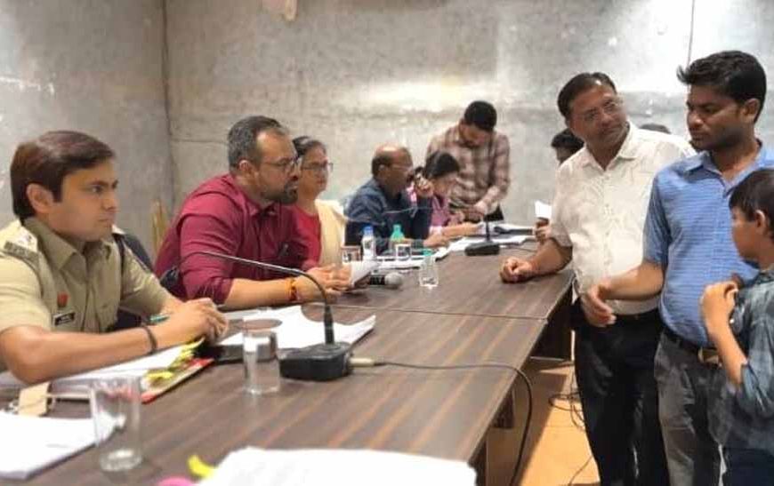 आर्थिक रूप से कमजोर यश को मिलेगा छात्रावास में प्रवेश