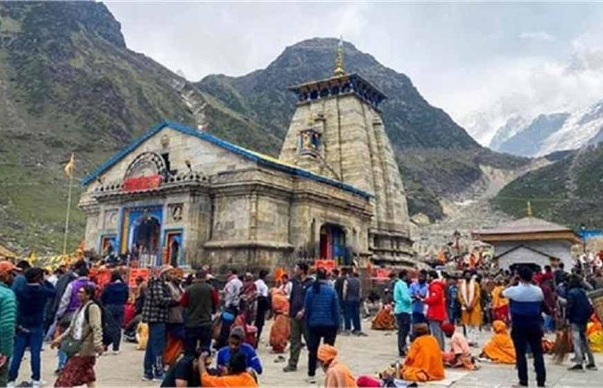 केदारनाथ यात्रा मार्ग से एक दुखद और चौंकाने वाली घटना सामने आई, खाई में गिरे यात्रियों में दो की मौत