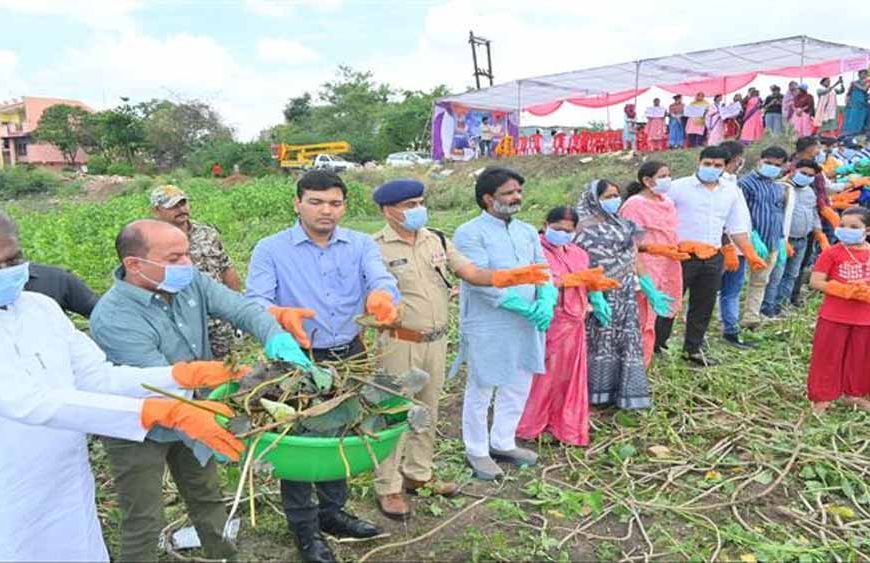जल स्रोतों की सफाई के साथ जन समुदाय ने इनके सरंक्षण की ली शपथ