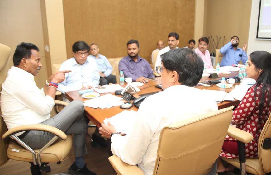 विभागीय अधिकारी बांधों का निरीक्षण कर वर्षा पूर्व सुधार कार्य पूर्ण करें- मंत्री सिलावट