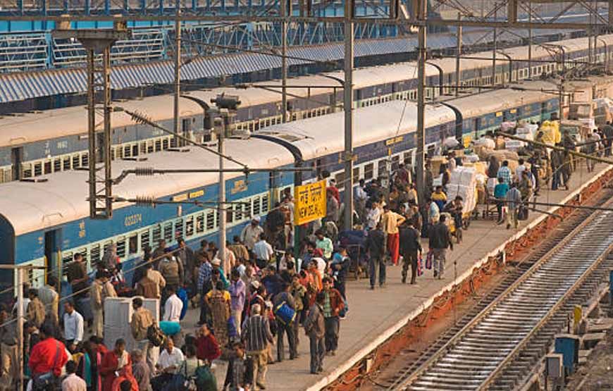 भोपाल मंडल ने समर सीजन में दो माह में यात्री यातायात से कमाए 160 करोड़