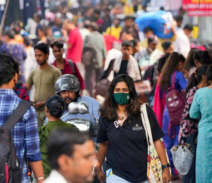संस्थान के निदेशक डॉ. नवीन कुमार ने बताया - देश में कोविड-19 के एक्टिव मामलों में अब लगातार गिरावट देखी जा रही है