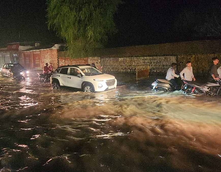 पहली बारिश के बाद बालोतरा में खुली नगर परिषद के दावों की पोल, व्यवस्था फेल