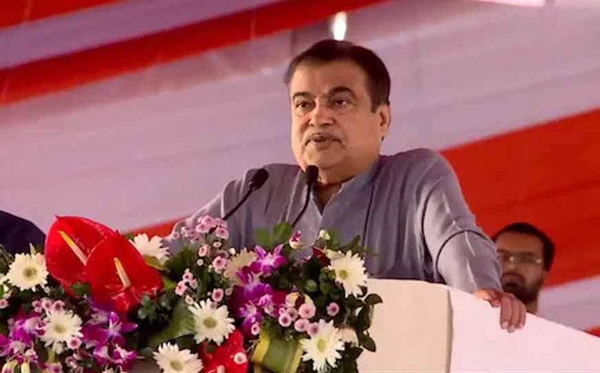 मानवीय मूल्यों, धार्मिक और सामाजिक आदर्शों को आत्मसात करना शिक्षा का उद्देश्य : केंद्रीय मंत्री गडकरी