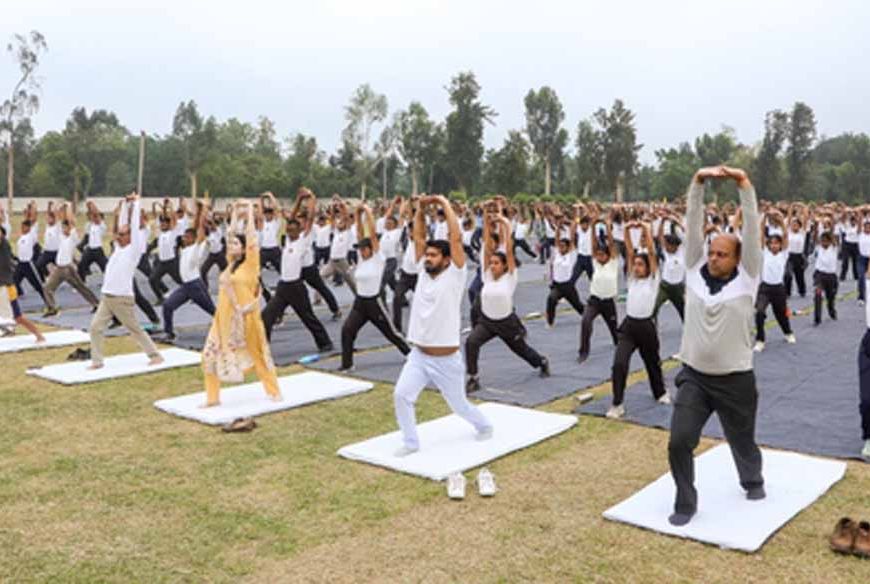 21 जून को पूरे विश्व के साथ-साथ उत्तर प्रदेश में भी 11वां अंतरराष्ट्रीय योग दिवस उत्साह और जोश के साथ मनाया