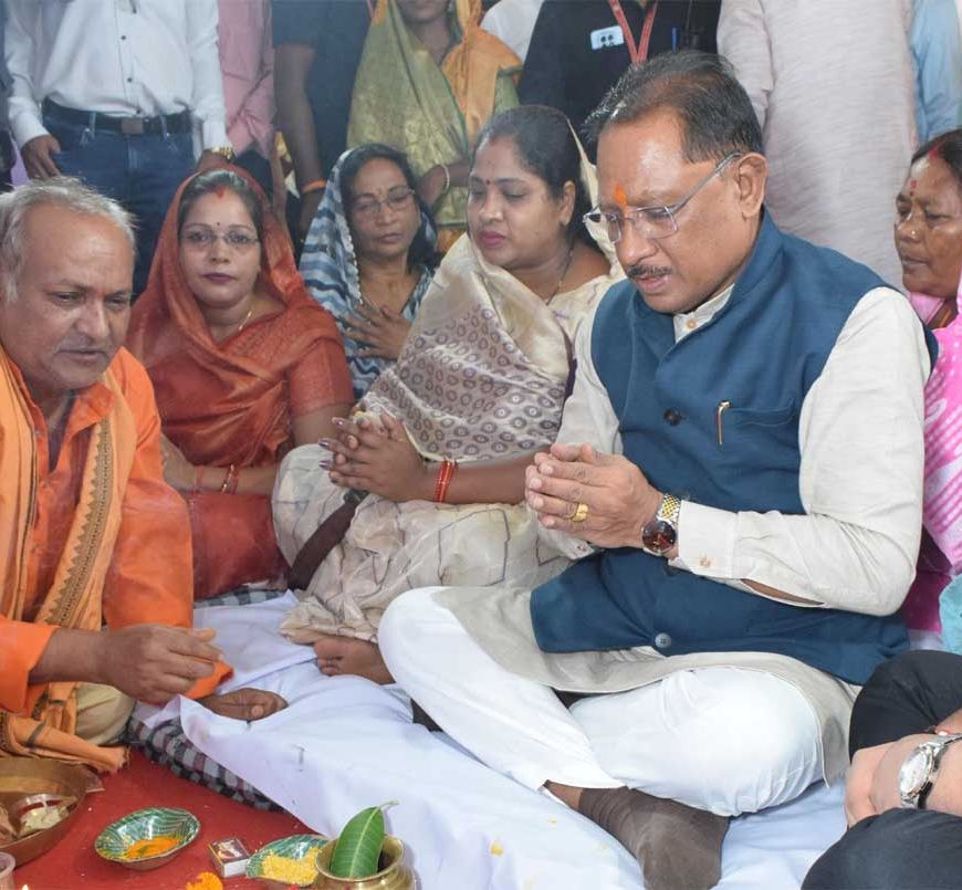 मुख्यमंत्री विष्णुदेव साय ने दुलदुला में 3 करोड़ से अधिक के विकास कार्यों का किया लोकार्पण व भूमिपूजन