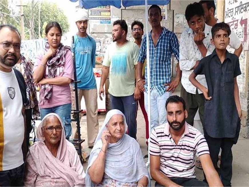 बरनाला-बठिंडा हाईवे पर महिलाओं के साथ कांड, कहीं आप तो नहीं कर रहें यह गलती