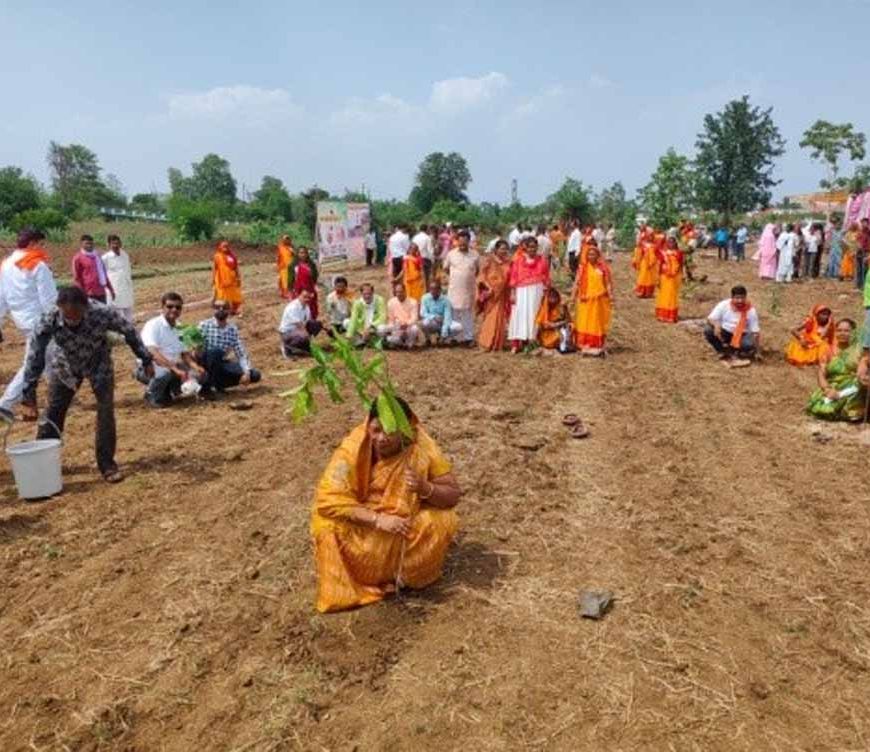 प्रदेश के नगरीय क्षेत्रों में प्राचीन जल-स्रोतों के संरक्षण में समाज की भागीदारी