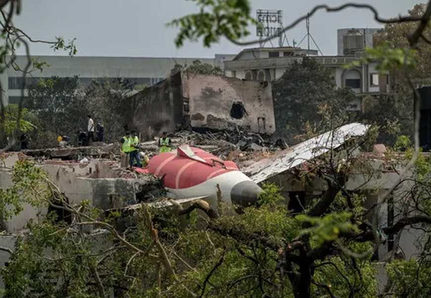 अहमदाबाद Air India क्रैश मामले में डीएनए टेस्ट से 247 पीड़ितों की पहचान, 232 शव परिजनों को सौंपे गए