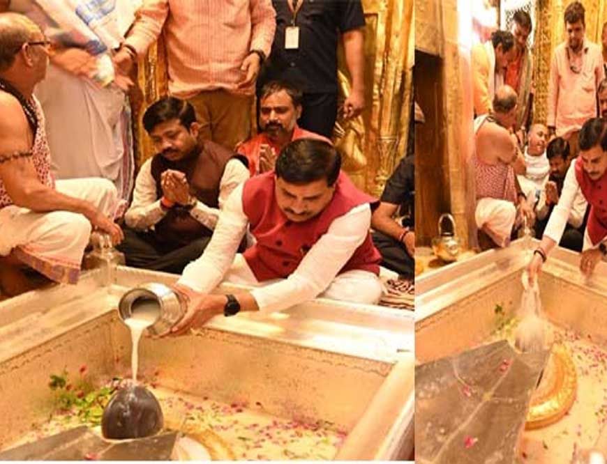 सीएम डॉ मोहन ने बाबा काशी विश्वनाथ के किए दर्शन, महादेव से की MP की सुख समृद्धि की कामना