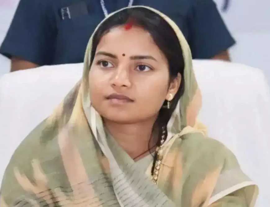 रायपुर : मंत्री श्रीमती लक्ष्मी राजवाड़े की पहल पर सूरजपुर में होंगे पुल और सड़क निर्माण, स्वीकृत हुए लगभग 48.72 करोड़ रुपए