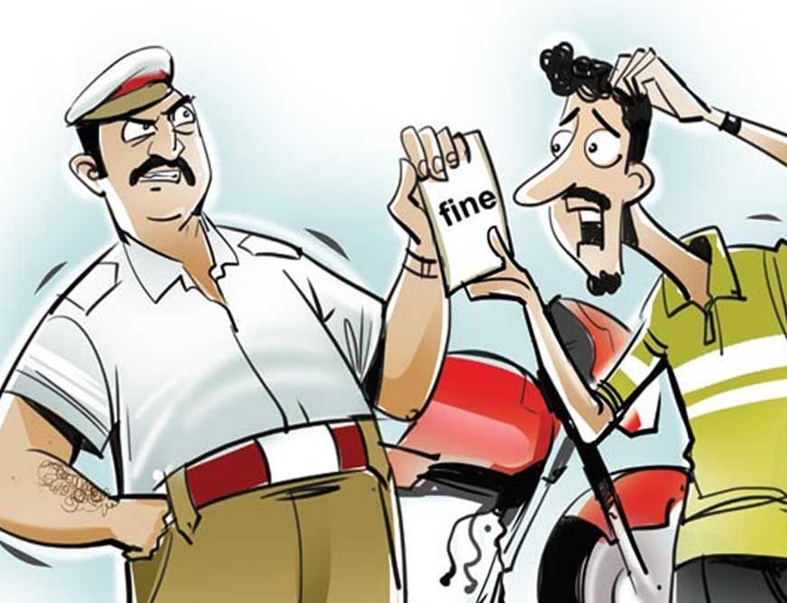 जगदलपुर : बिना हेलमेट तथा बिना सीट बेल्ट वाहन चलाने वालों पर किया जाए प्रभावी कार्यवाही - कलेक्टर हरिस एस