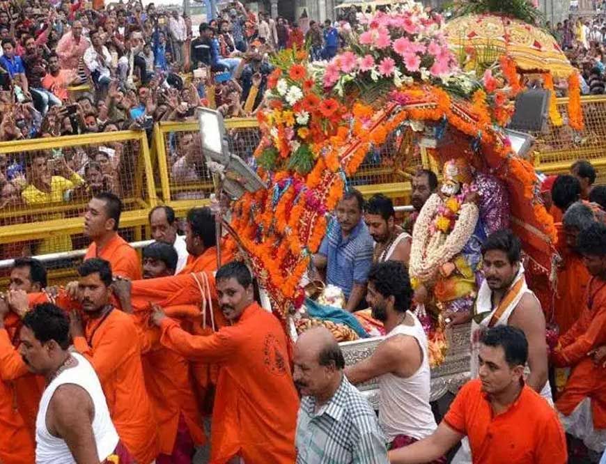 इस बार लागू होगा महाकाल की सवारी का नया मॉडल, ट्रॉले पर पालकी, पालकी में पालनहार हर भक्त को देंगे आशीर्वाद….