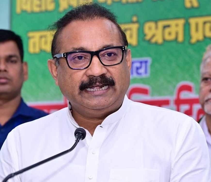 नीतीश सरकार में ग्रामीण कार्य मंत्री अशोक चौधरी बने असिस्टेंट प्रोफेसर