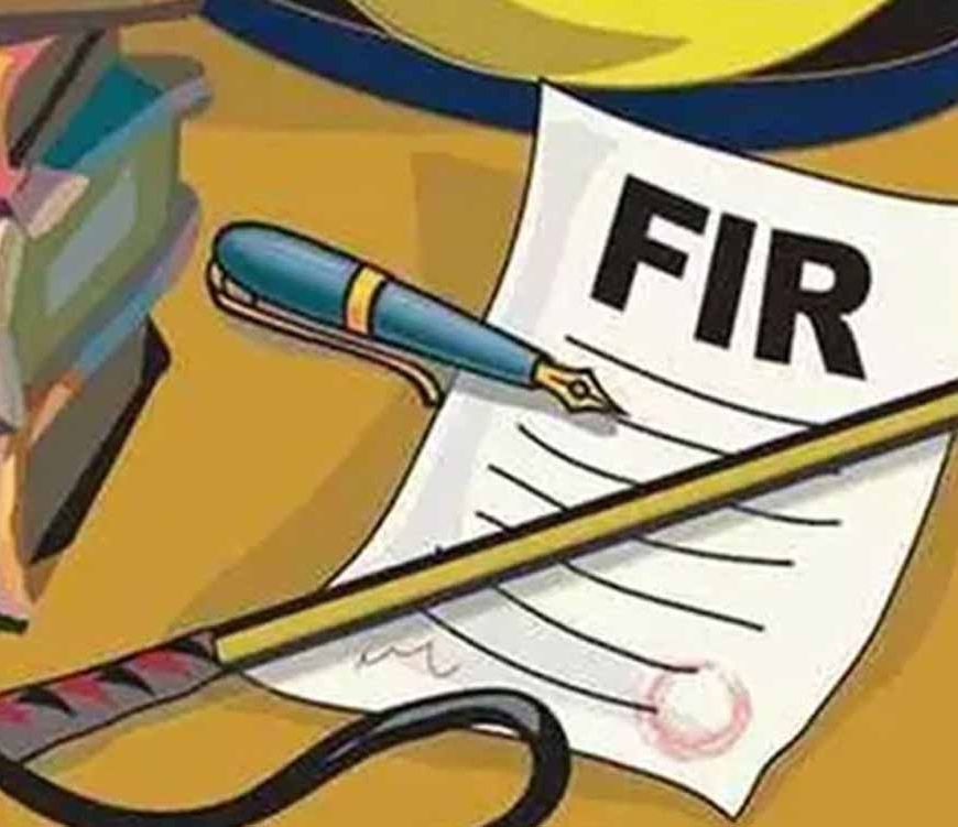 जाति छिपाई, आधार फर्जी बनाया! इटावा के कथावाचकों पर दर्ज हुआ मुकदमा