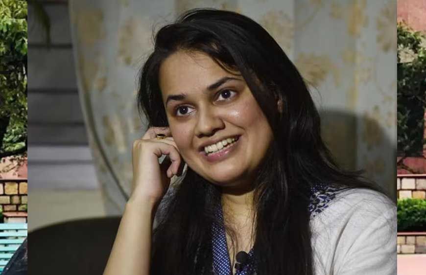 बाड़मेर कलेक्टर टीना डाबी ने पाकिस्तानी सिम के उपयोग पर लगाई रोक, रात में यहां भी नहीं जा सकेंगे लोग