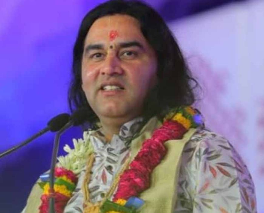 इटावा की हालिया घटना पर कथावाचक देवकीनंदन ठाकुर ने अपनी प्रतिक्रिया दी