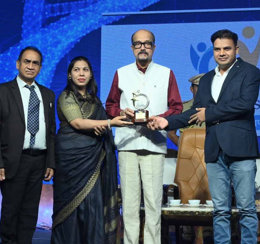 जीवन रक्षक डॉक्टर समाज के सच्चे नायक हैं : राज्यपाल डेका