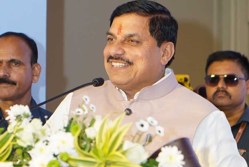 सूरत में सफल रहा निवेशकों के साथ इंटरैक्टिव सेशन : मुख्यमंत्री डॉ. यादव