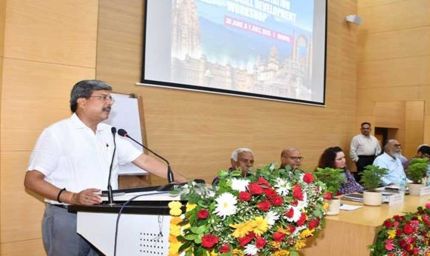 पर्यटकों के लिए मॉन्यूमेंट गुरु है 'गाइड'- प्रमुख सचिव शुक्ला