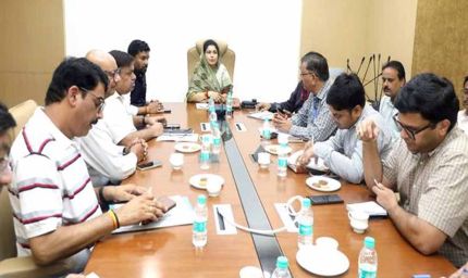 पटेल नगर कॉलोनाईजर के विरूद्ध एफआईआर कराने के निर्देश