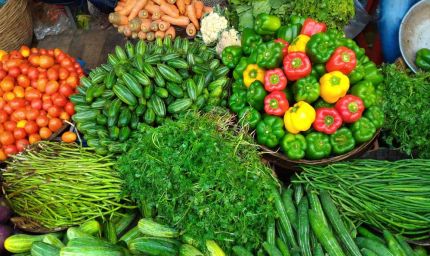 मानसून की पहली आमद के बीच सब्जियों के दामों में बेतहाशा तेजी ने आमजन का बजट बिगाड़ दिया