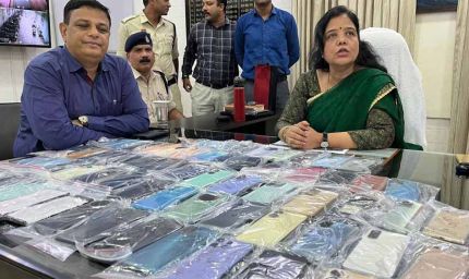 जीआरपी ने 75 लोगों को लौंटाएं उनके मोबाइल