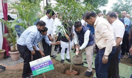 एक पेड़ माँ के नाम अभियान पर्यावरण संरक्षण का प्रतीक: मंत्री केदार कश्यप