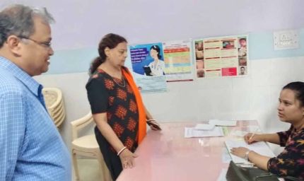 हेल्थ सेंटर की लापरवाही! पद्मश्री डॉक्टर की पत्नी को नहीं मिला रेबीज का टीका, परिवार हुआ परेशान