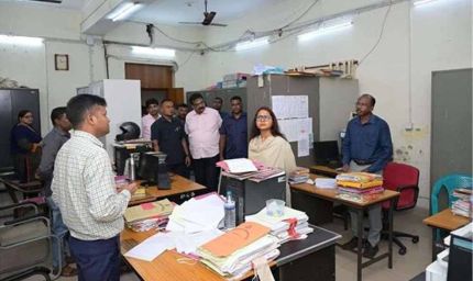 मंत्री शिल्पी नेहा तिर्की ने नेपाल हाउस स्थित विभागीय कार्यालय का किया औचक निरीक्षण