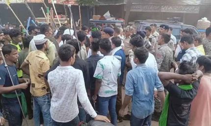 हाजीपुर के करबला में दो मोहर्रम जुलूस आपस में भिड़े, जमकर हुई पत्थरबाजी