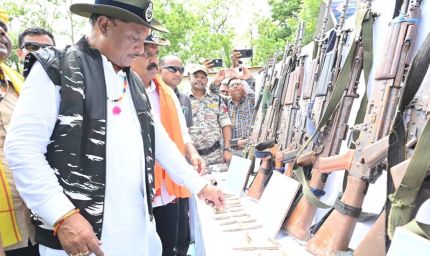 बस्तर में फैल रहा है अब विकास का उजियारा