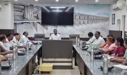 धमतरी : टीएल मीटिंग : बाढ़ प्रभावित क्षेत्रों में राशन और दवाईयां की उपलब्धता करें सुनिश्चित