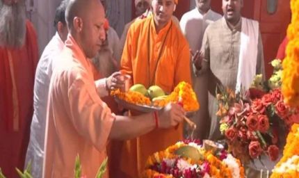 गुरु पूर्णिमा पर दोहरी भूमिका में सीएम योगी, बनेंगे शिष्य भी और गुरु भी