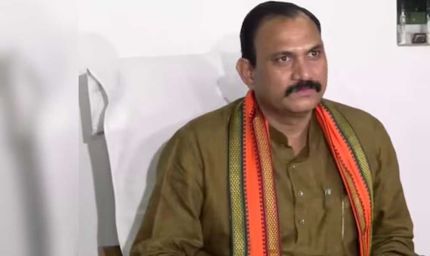 रायपुर : स्वास्थ्य मंत्री श्याम बिहारी जायसवाल ने मैनपाट के कमलेश्वरपुर अस्पताल का किया निरीक्षण