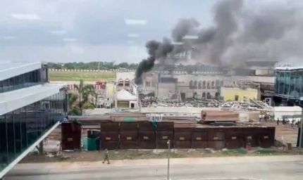 पटना एयरपोर्ट के पुराने टर्मिनल में लगी आग, चिंगारी से हुआ हादसा