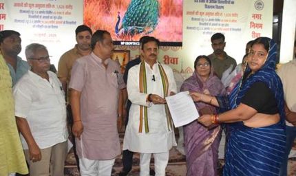 प्रधानमंत्री आवास योजना गरीबों के पक्के आवास के सपने को पूरा कर रही है : उप मुख्यमंत्री शुक्ल