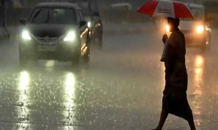 आज 45 जिलों में तेज बारिश का अलर्ट, चित्रकूट और मैहर में भारी बारिश के चलते सड़कों पर पानी भरा