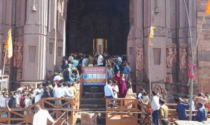 सावन के पहले सोमवार पर भोजपुर में भक्तों का लगा तांता, शिवालयों में उमड़ी भक्तों की भीड़