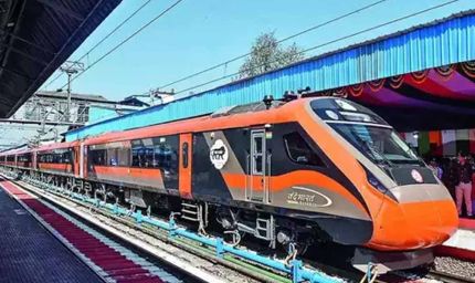 भोपाल से लखनऊ के बीच वंदे भारत एक्सप्रेस ट्रेन की शुरुआत अक्टूबर में होने जा रही