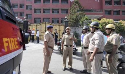 राजधानी दिल्ली के दो नामी शिक्षण संस्थानों को उड़ाने की धमकी, सेंट थॉमस और सेंट स्टीफन कॉलेज अलर्ट पर