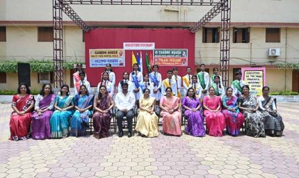 मैत्री विद्या निकेतन में अलंकरण और शपथ ग्रहण समारोह सम्पन्न