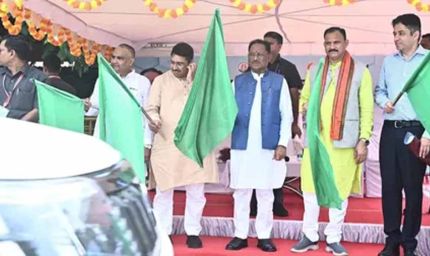 छत्तीसगढ़ के हर कोने तक पहुंचेगी राहत: CM साय ने 151 नई स्वास्थ्य गाड़ियों को किया रवाना