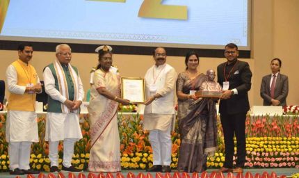 छत्तीसगढ़ ने राष्ट्रीय मंच पर बिखेरी स्वच्छता की चमक, 20 हजार से कम आबादी वाले शहरों में बिल्हा देश का सबसे स्वच्छ शहर